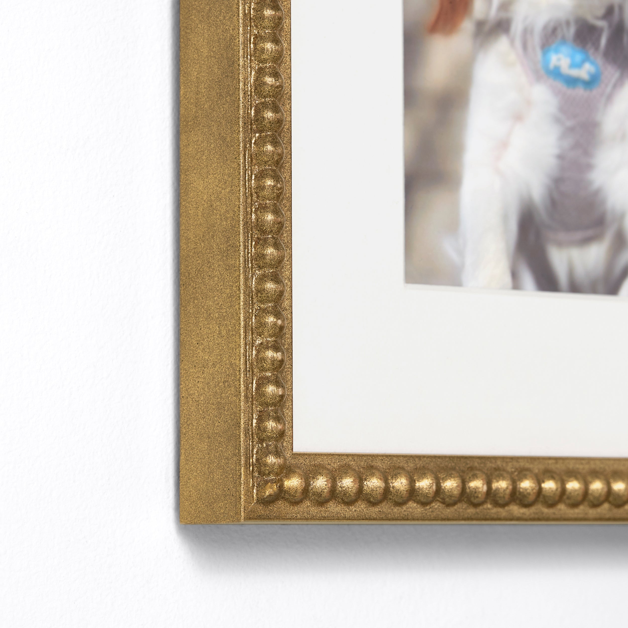 Elegant Black or White with gold matting and Gold Picture Frame for 4x6  Photo with Double Matting - Three interchangeable mats for custom layout.